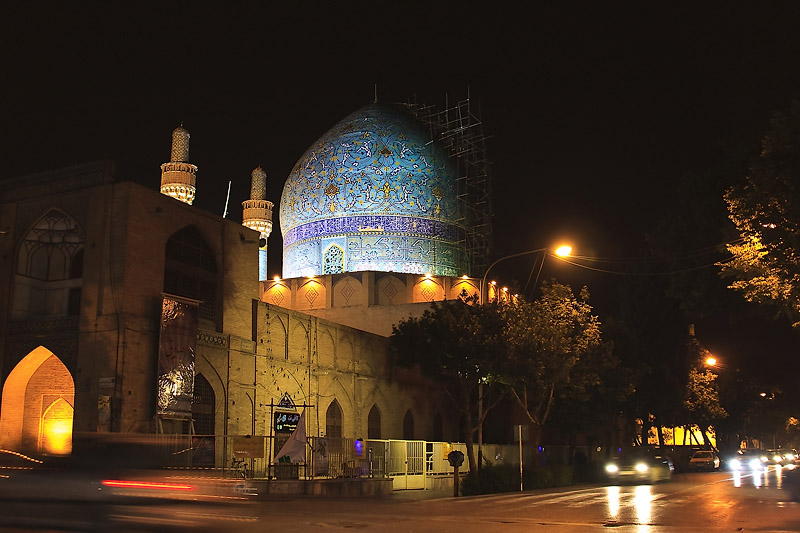Мечеть в Исфахане ночью